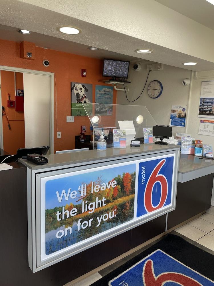 Motel 6-Wethersfield, Ct - Hartford Экстерьер фото
